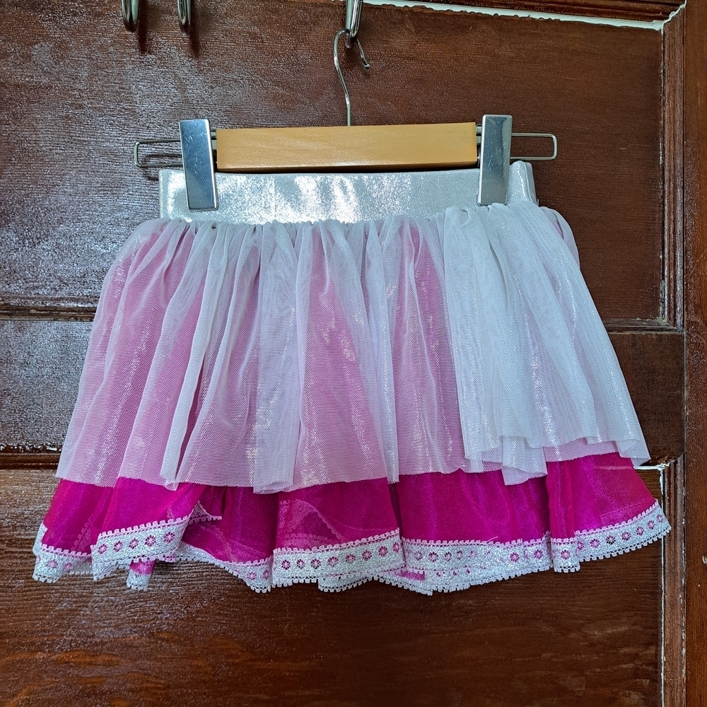 3/20$ JB Costumes Pink & White Tulle Skirt – Kids Costume / Dance – Size S